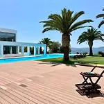 Leblanc Luxurious Beachfront By Goutos Luxury Living Ermióni