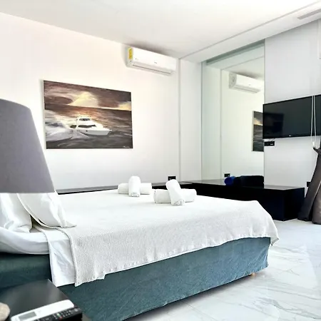Leblanc Luxurious Beachfront By Goutos Luxury Living * Ermioni