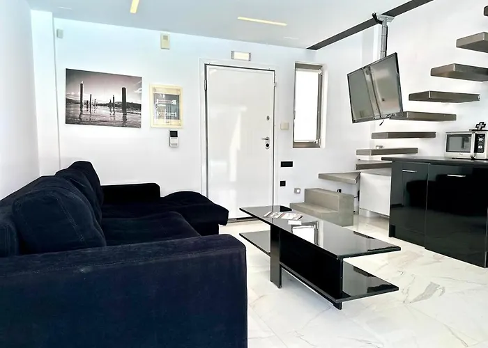 Leblanc Luxurious Beachfront By Goutos Luxury Living * Ermioni