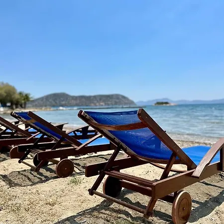 Villa Leblanc Luxurious Beachfront By Goutos Luxury Living