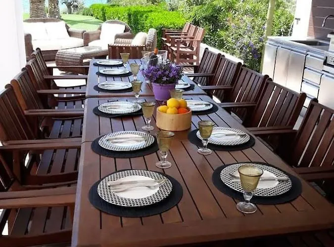 Leblanc Luxurious Beachfront By Goutos Luxury Living וילה